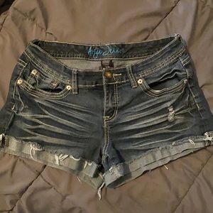 Ariya jean shorts sz 7/8